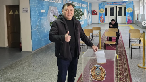 Қазақтеңізкөлікфлоты қызметкерлері еліміздің жаңа Конституциясын қабылдау жөніндегі референдумға белсенді қатысуда