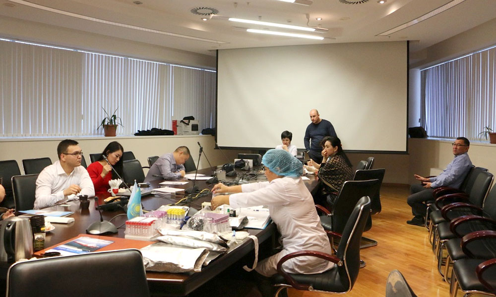 KMTF team participates in the action on donation