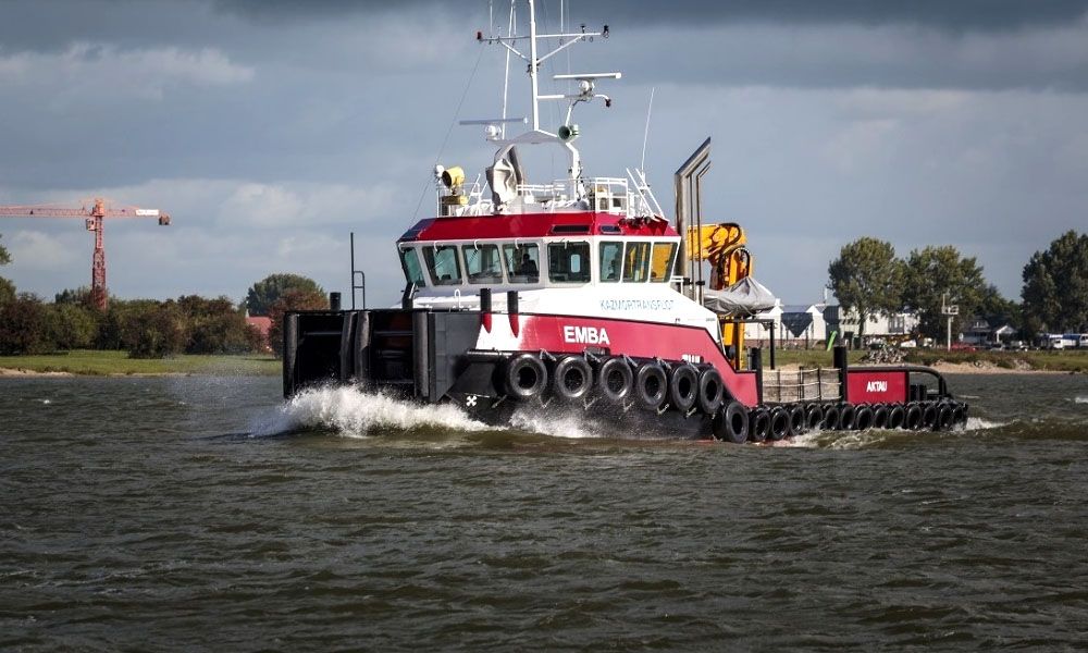 Kazmortransflot tugboat in the service of Saudi Aramco